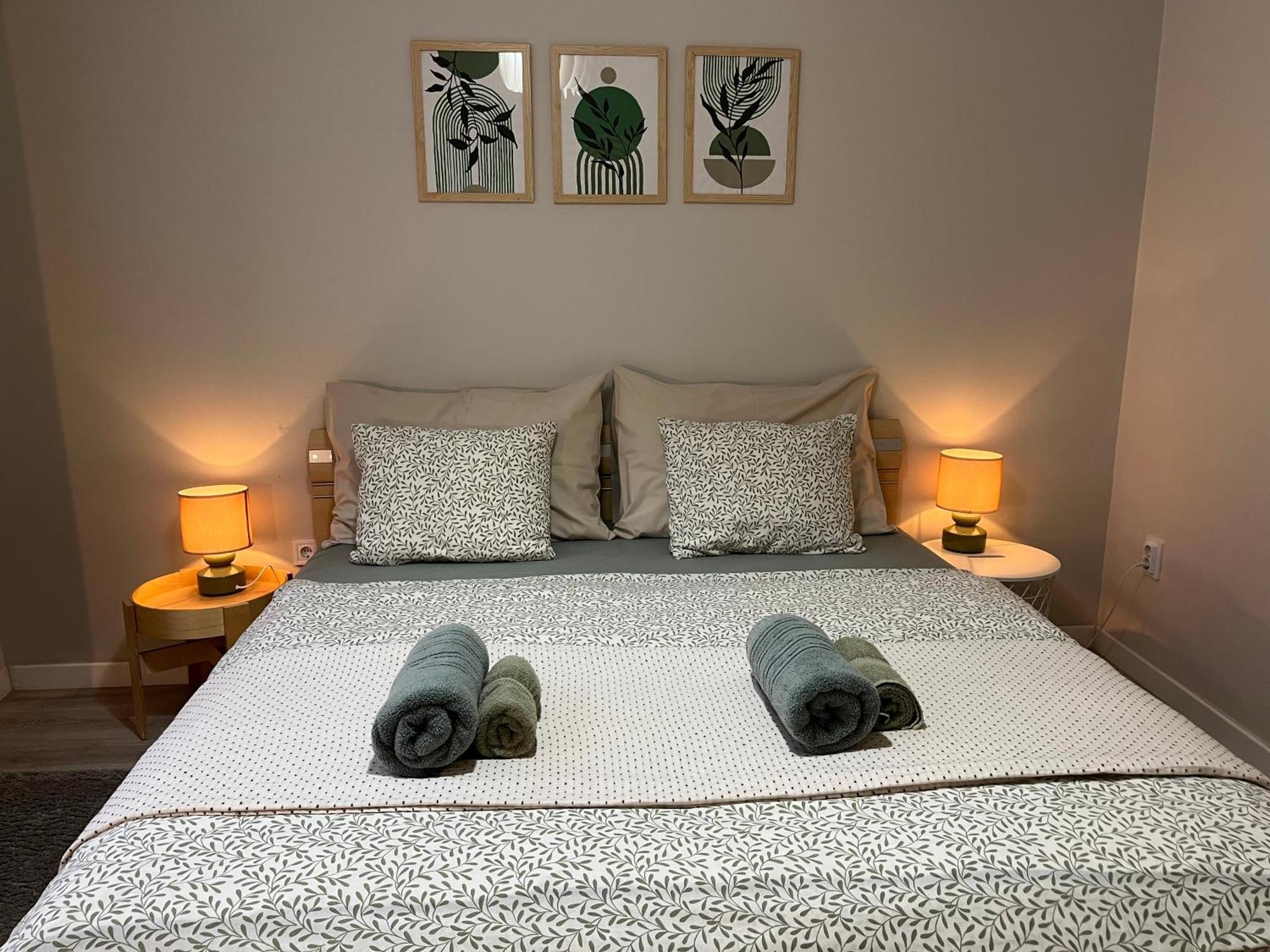 Larix Apartman Budapest Bagian luar foto