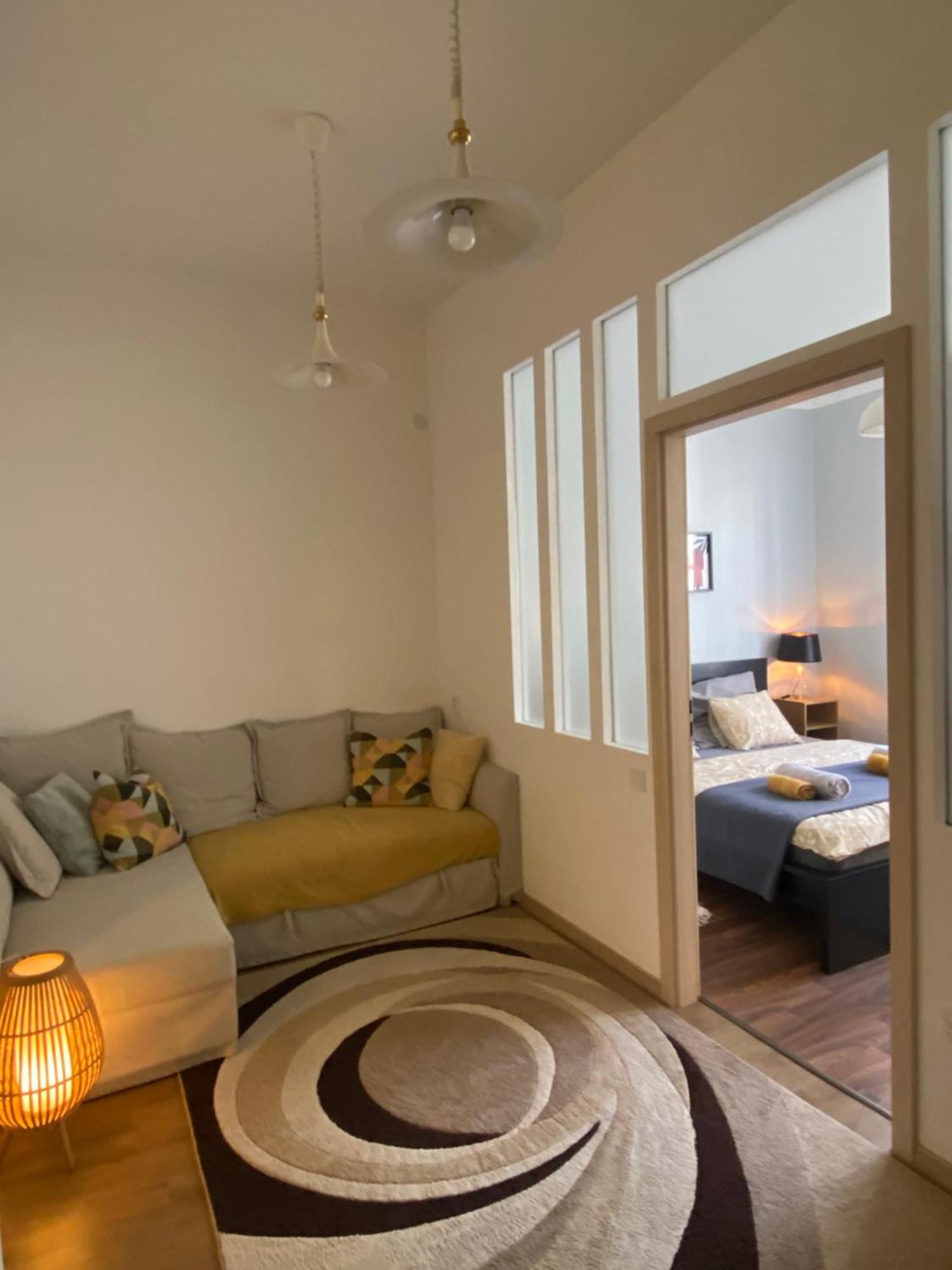 Larix Apartman Budapest Bagian luar foto