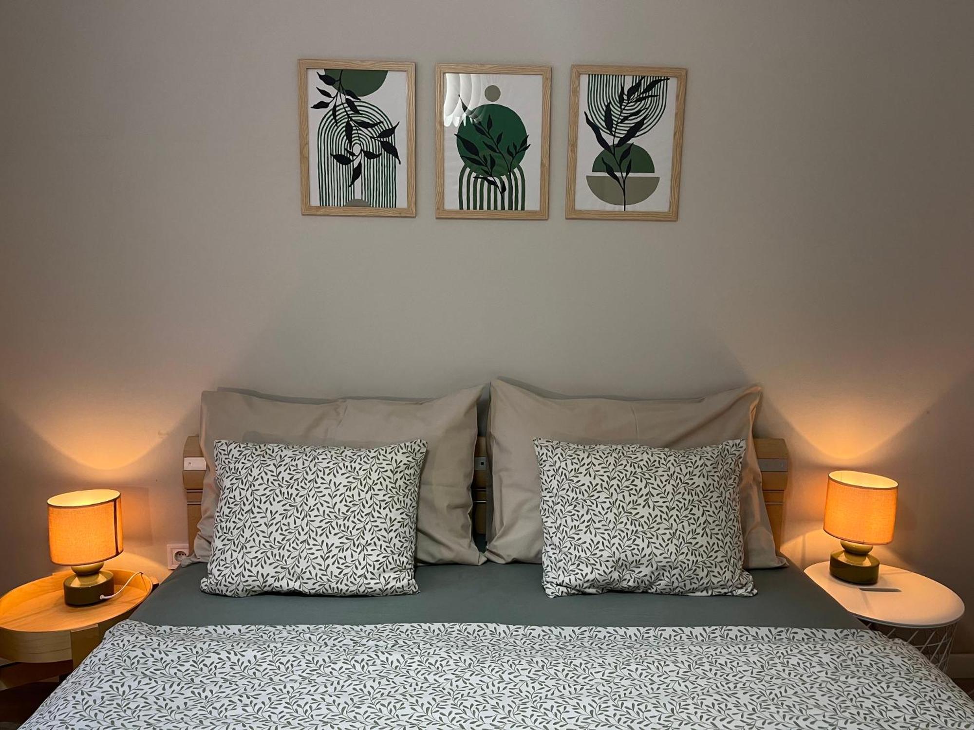 Larix Apartman Budapest Bagian luar foto